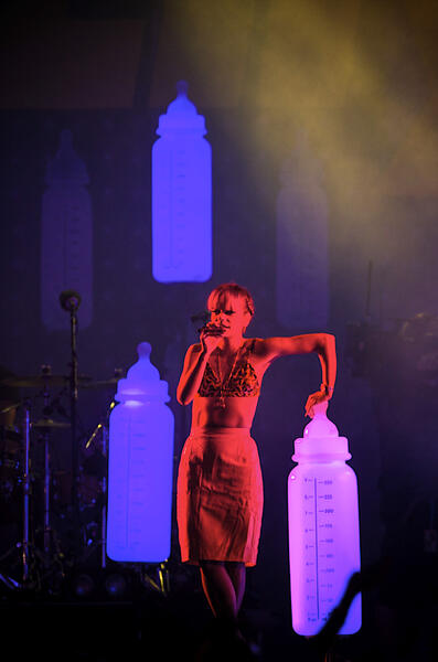 Lily Allen esiintyi Ruisrockissa vuonna 2014.