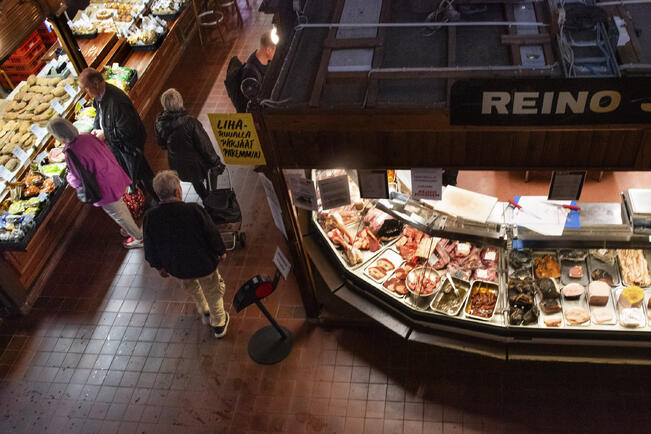 Kauppahallin joulukuu on ollut vilkas.