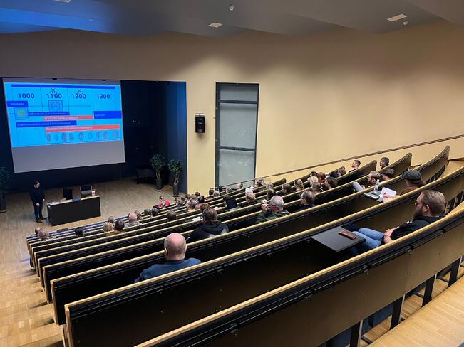 Viime tammikuussa järjestetyn Rautakausi-seminaarin teemana oli rautakauden löydöt ja löytöryhmät. Tänä vuonna seminaarin teemana on tuore rautakauden tutkimus.