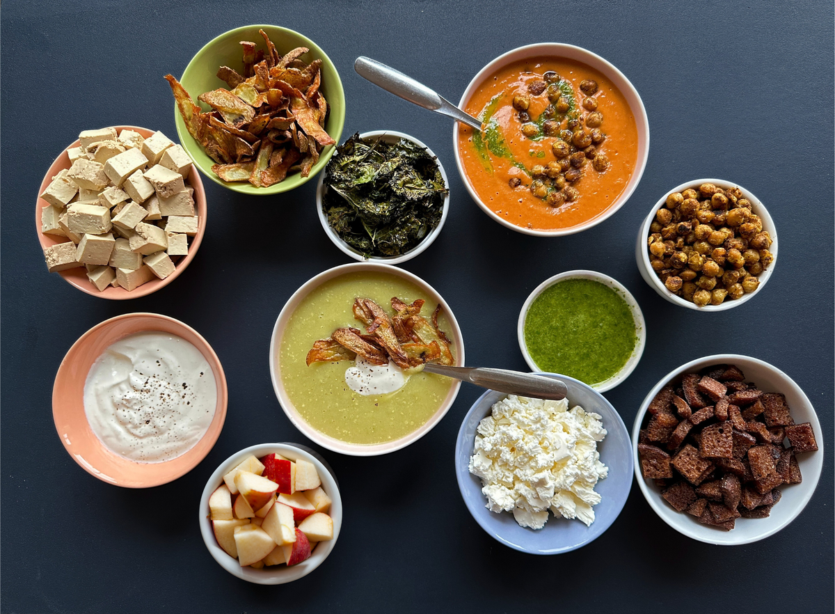 Tapahtumien erikoisuutena on ripotebaari, jonka avulla jokainen voi viimeistellä annoksensa oman makunsa mukaan.