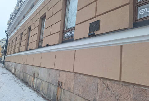 Tässä rakennuksessa toimi Turun suojeluskunta koko sen toiminnan ajan.