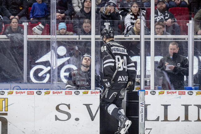 TPS:n pelilliset otteet ovat jättäneet toivomisen varaa, mutta isoimmat ongelmat ovat kaukalon ulkopuolella.