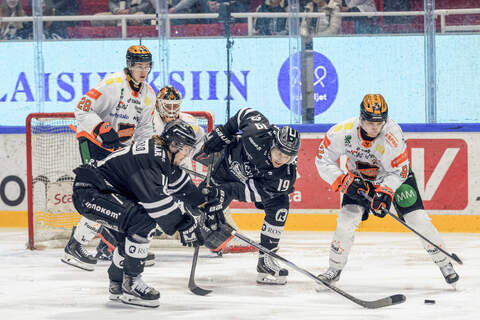 Kirjoittaja haluaa muutoksia pelien jatkoaikaan Liigassa.