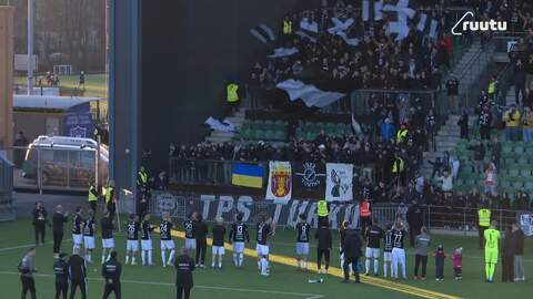 TPS juhli paluuta Veikkausliigaan kotivoitolla fanien edessä.