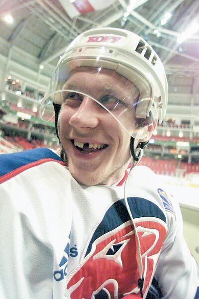 Hannes Hyvönen vuonna 2000.