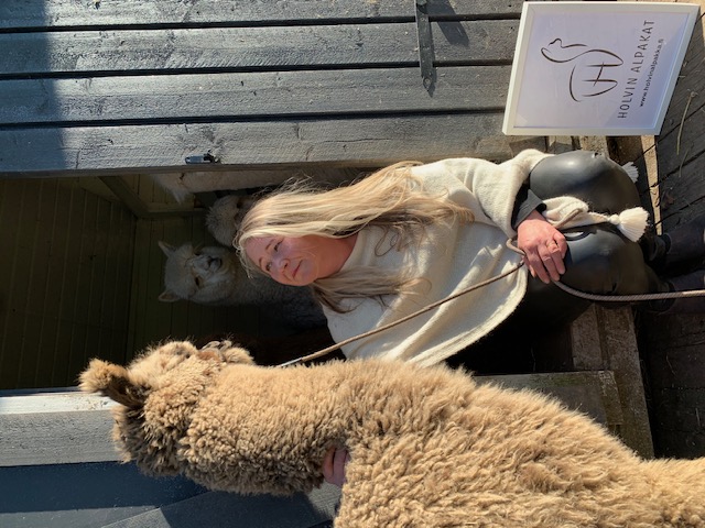 Mira Tiinus viettää nimipäiväänsä päivänä, joka on suuri juhla monelle suomalaiselle.