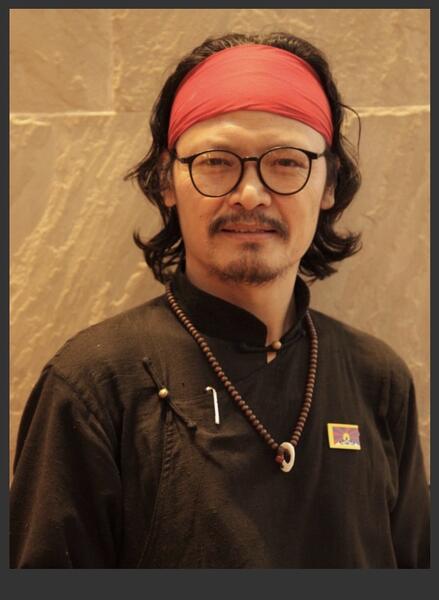 Tenzin Tsundue.