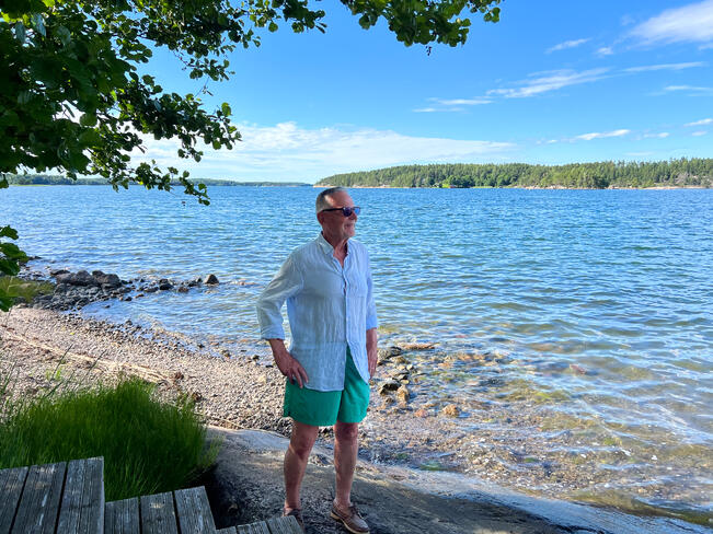 Kari Suominen sai naaouriltaan 30 vuotta sitten kalangraavausreseptin, josta tuli hänen bravuurinsa. 