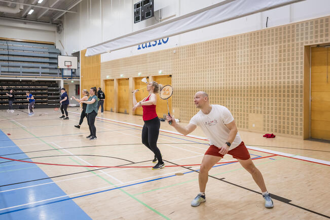 Maksuton tapahtuma kokoaa yhteen raisiolaisia seuroja, yhdistyksiä ja yrityksiä esittelemään harrastustarjontaansa. 