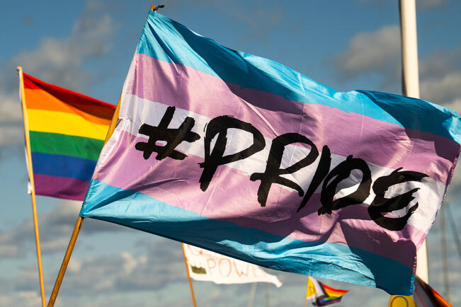 Pride-kulkue marssii lauantaina.