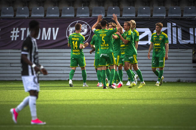 Kauden tarina. Ilves tekee maalit ja jättää TPS:n pisteittä. 
