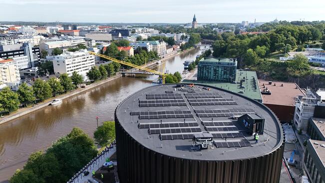 Fuuga on valmis ottamaan yleisön vastaan.