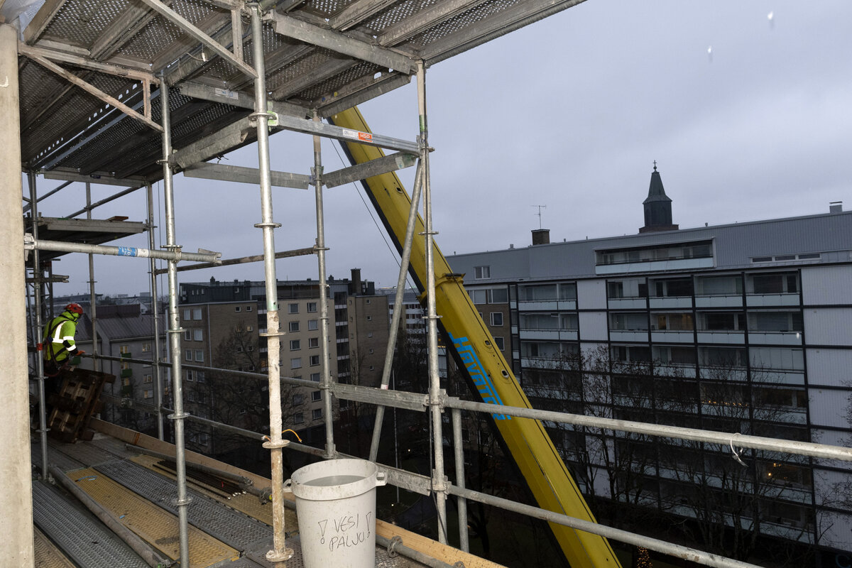 Taloyhtiöiden hallitusten jäsenet ovat keski-iältään 64-vuotiaita.